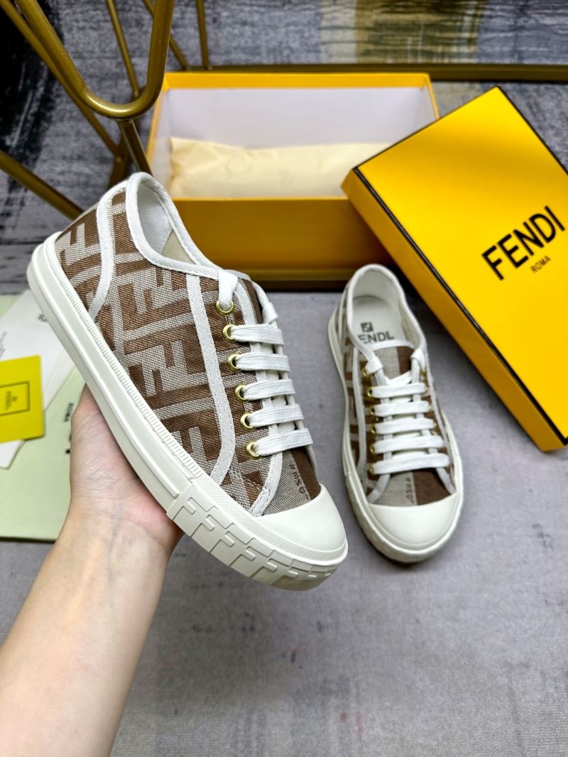 Fendi Low Shoes